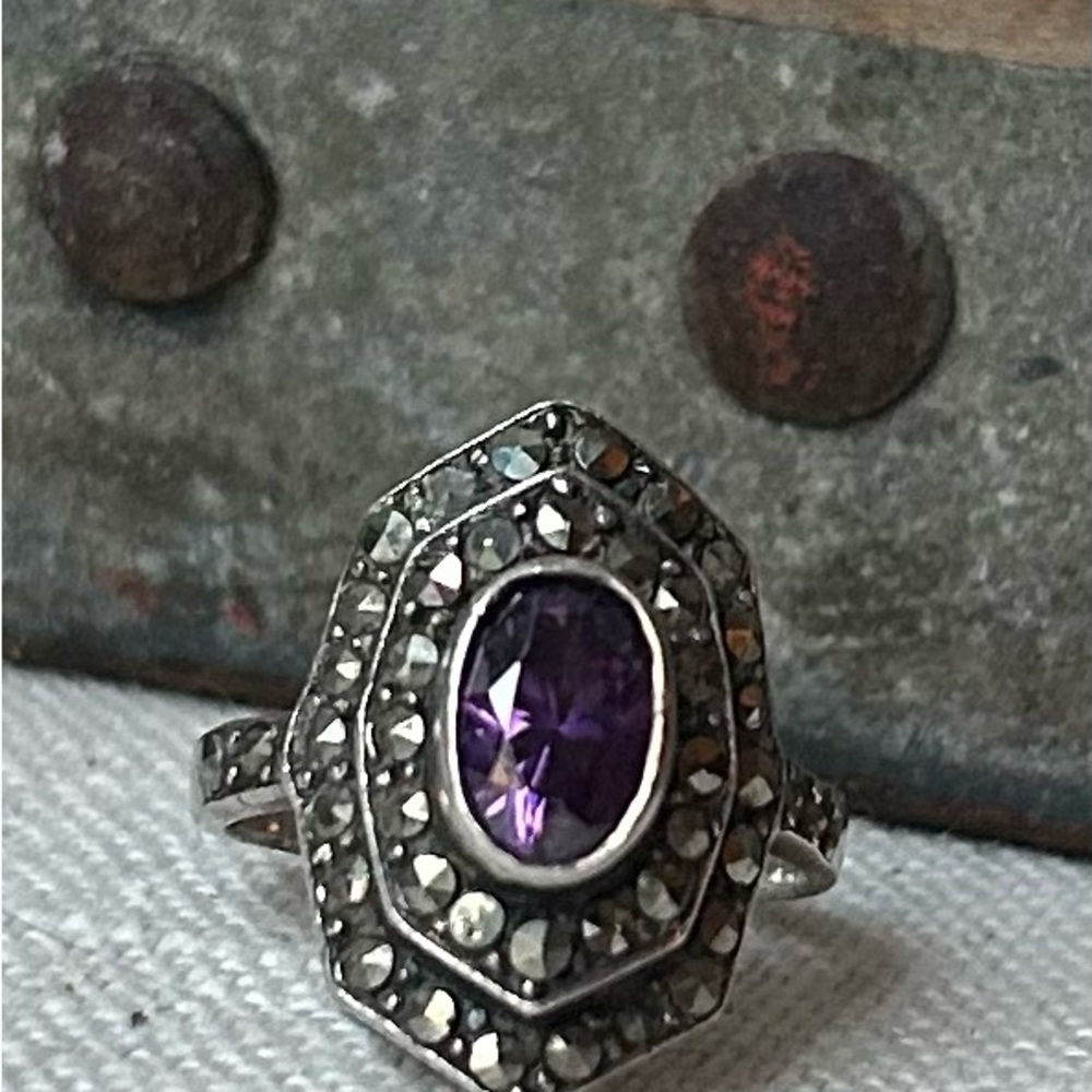 Art Deco Amethyst Sterling Ring - Picture 12 of 14